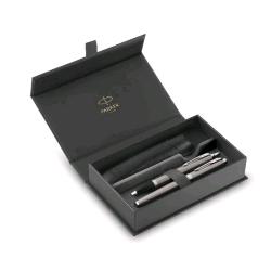 PARKER GIFT SET DUO PENNA STILOGRAFICA PUNTA M E PENNA A SFERA PUNTA M INCHIOSTRO BLU CONFEZIONE REGALO