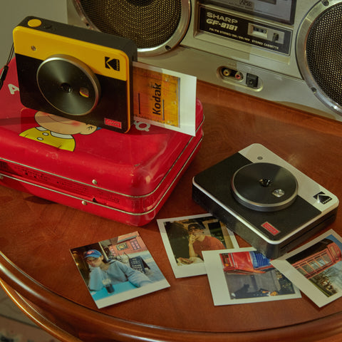 KODAK Mini Shot 3 Instant Print Camera + 8 Photos, White (C300RW)