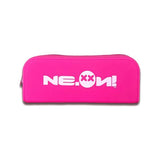 NEON ASTUCCIO A BAULETTO IN SILICONE IMPERMEABILE CERNIERA TONO SU TONO FUCSIA FLUO