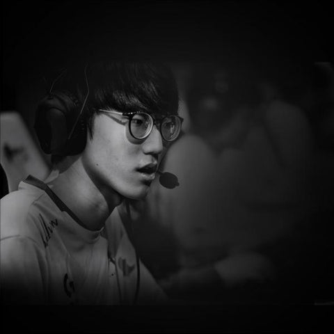 LOGITECH PRO X SUPERLIGHT MOUSE OTTICO GAMING WIRELESS LIGHTSPEED 5 PULSANTI ACCELERAZIONE MAX 40G 25.400 DPI SENSORE HERO